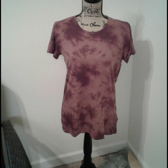 PINK Victoria's Secret Tops - PINK Victoria's Secret tie dye t shirt